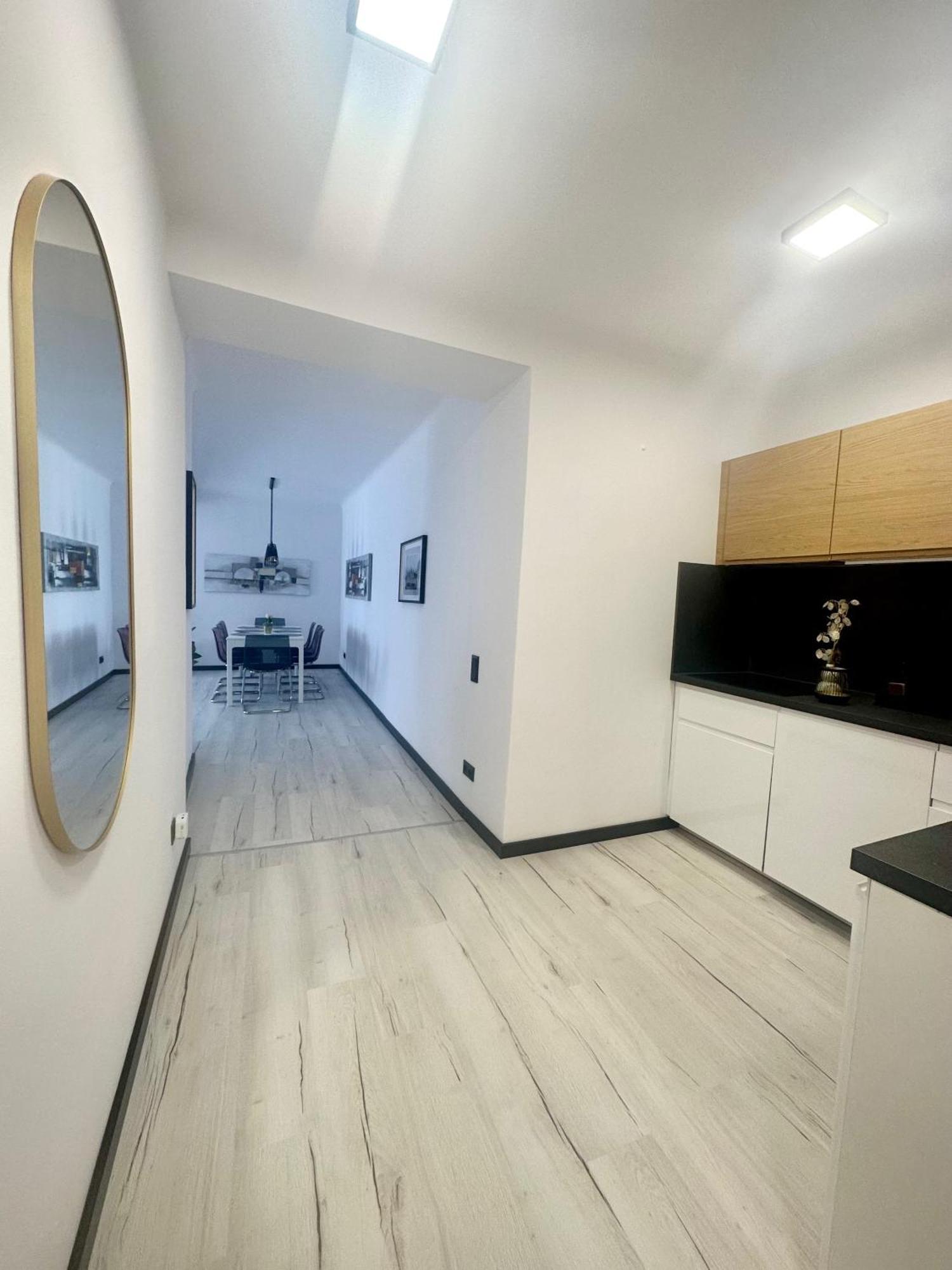 Babka House #8ppl Apartment